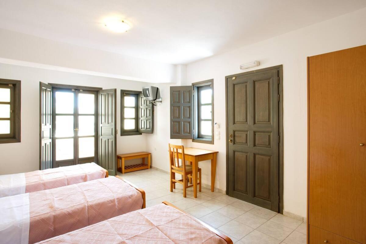 Dagris Villa Studios Kamari  Luaran gambar